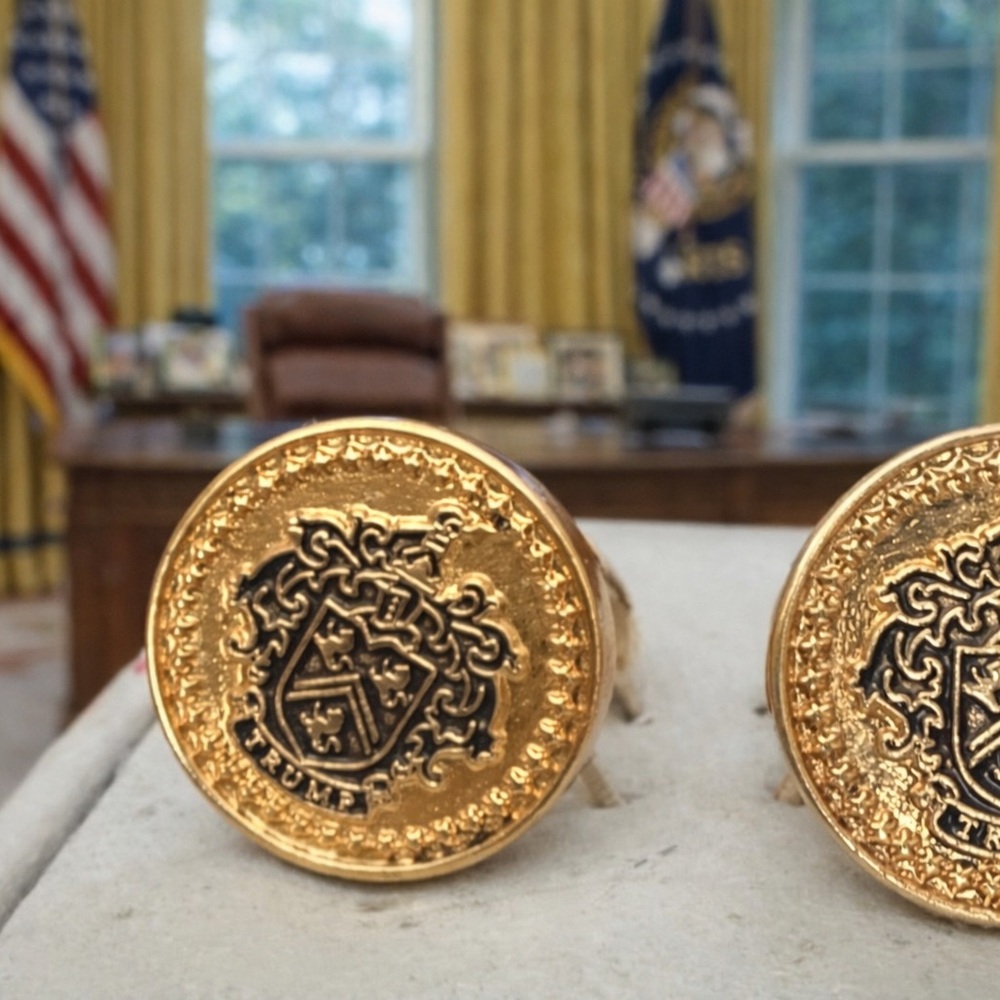 TRUMP Gold Cuff Links with Trump Mar Lago Crest Design